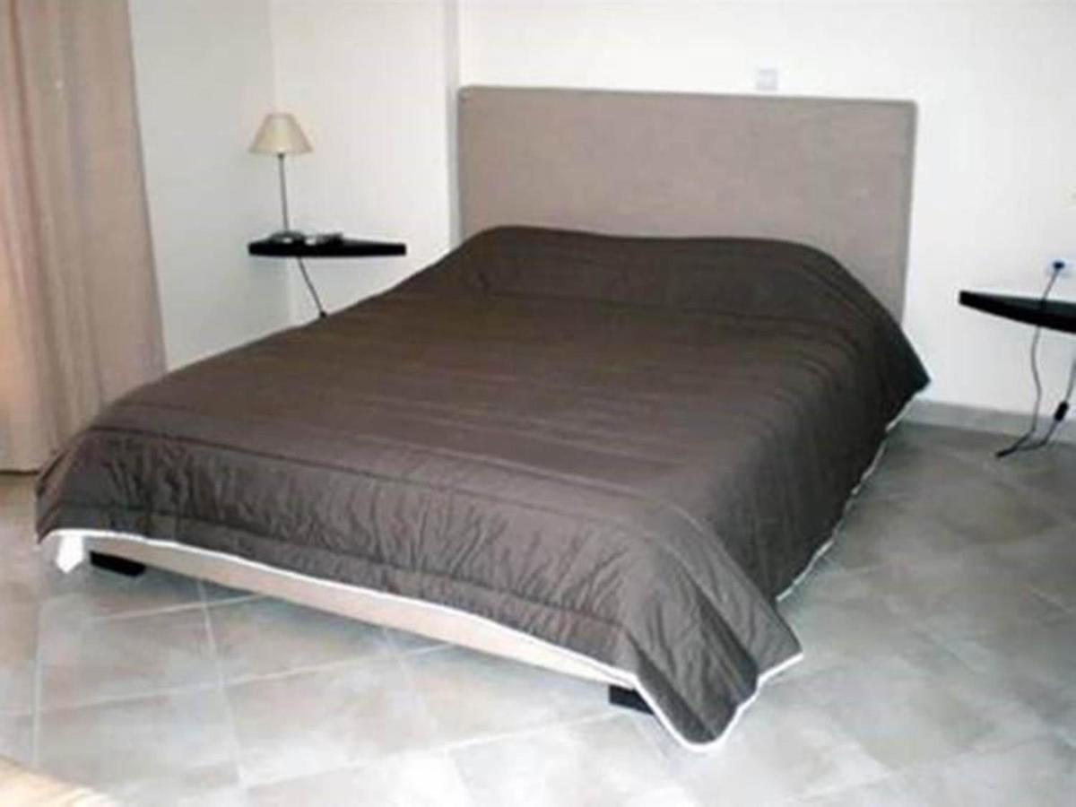 Diavlos Studios Agiokampos  Room photo